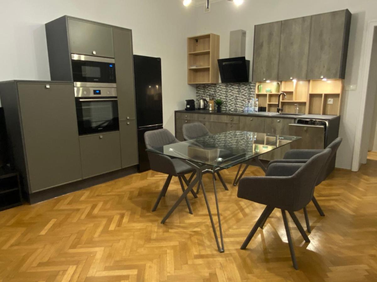 Dunin Majestic Residence 4 كراكوفيا المظهر الخارجي الصورة